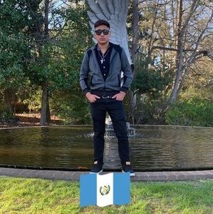 Meet your Posher, Nery